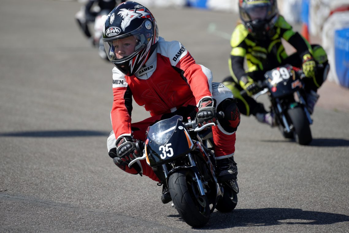 AMBC - Pinkster wegrace weekend - NK minibikes - 10